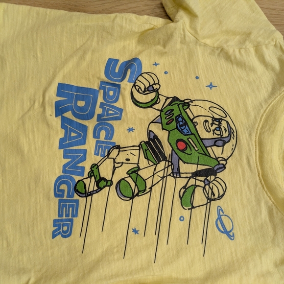 Disney GAP Buzz Lightyear Space Ranger Kids Yellow T-Shirt - Picture 2 of 5